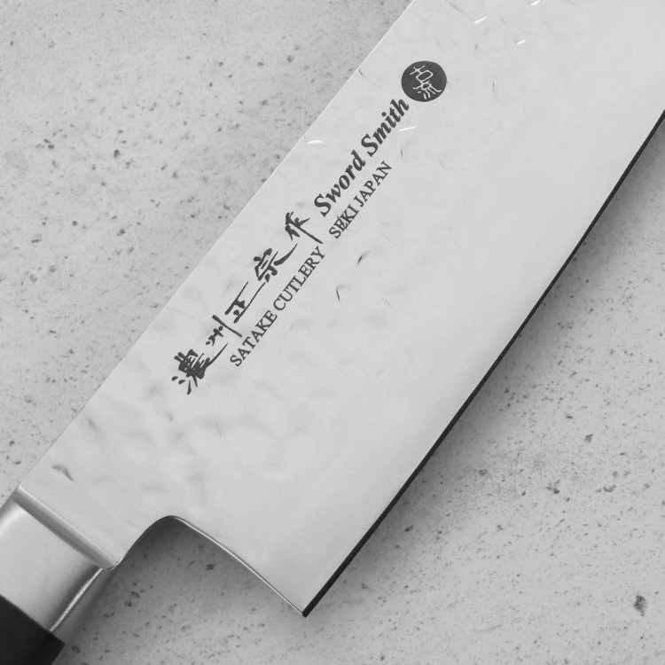 Satake Noushu Nóż Santoku 17cm w drewnianym pudełku 807-913W