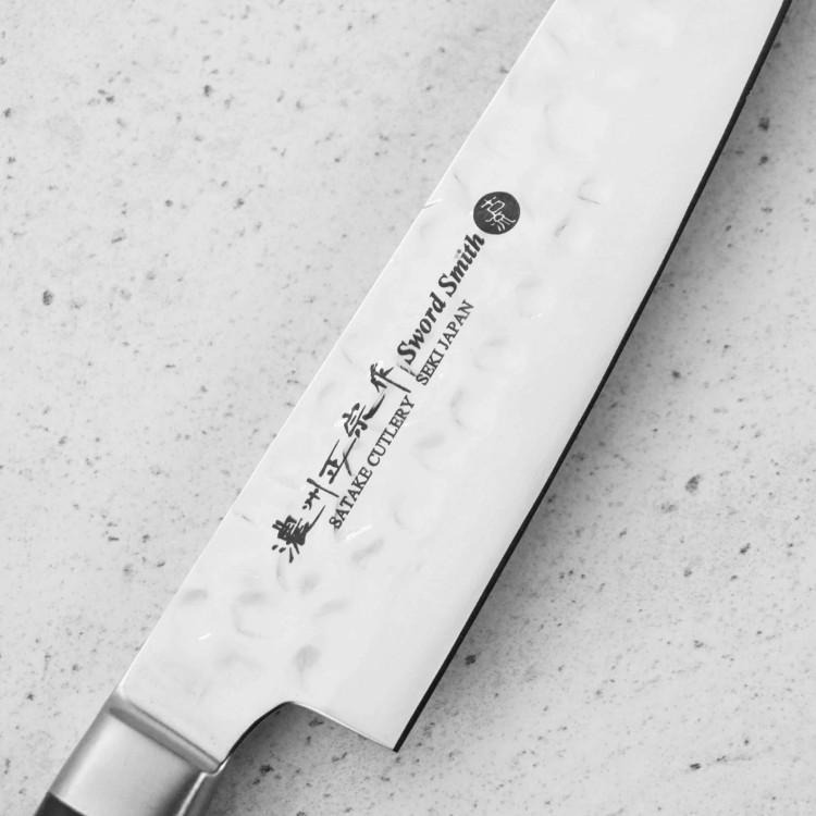 Satake Noushu Nóż uniwersalny 13,5cm w drewnianym pudełku 807-944W