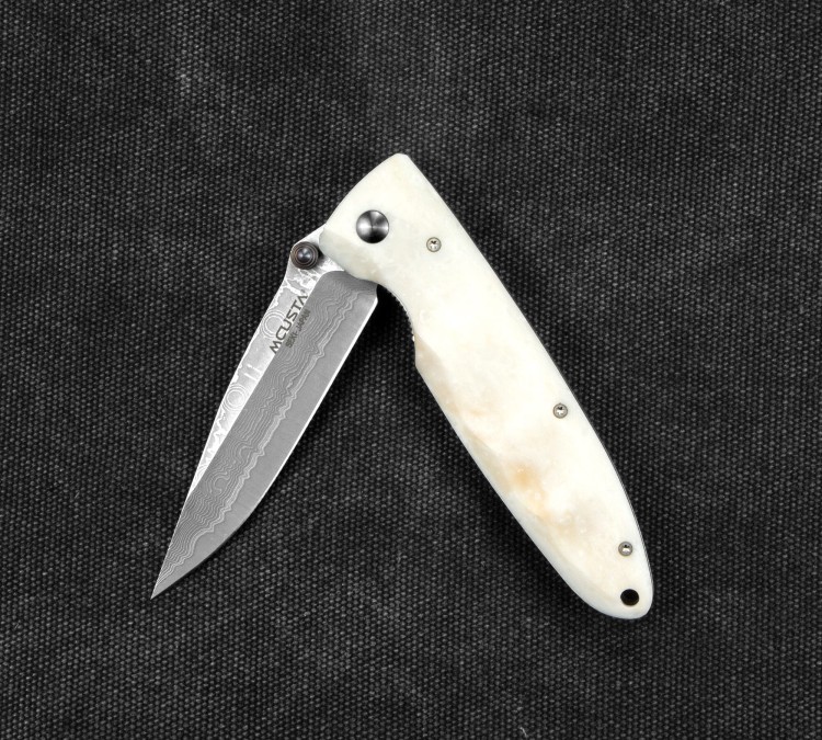 Mcusta Classic Wave Corian Damascus VG-10 8,5 cm