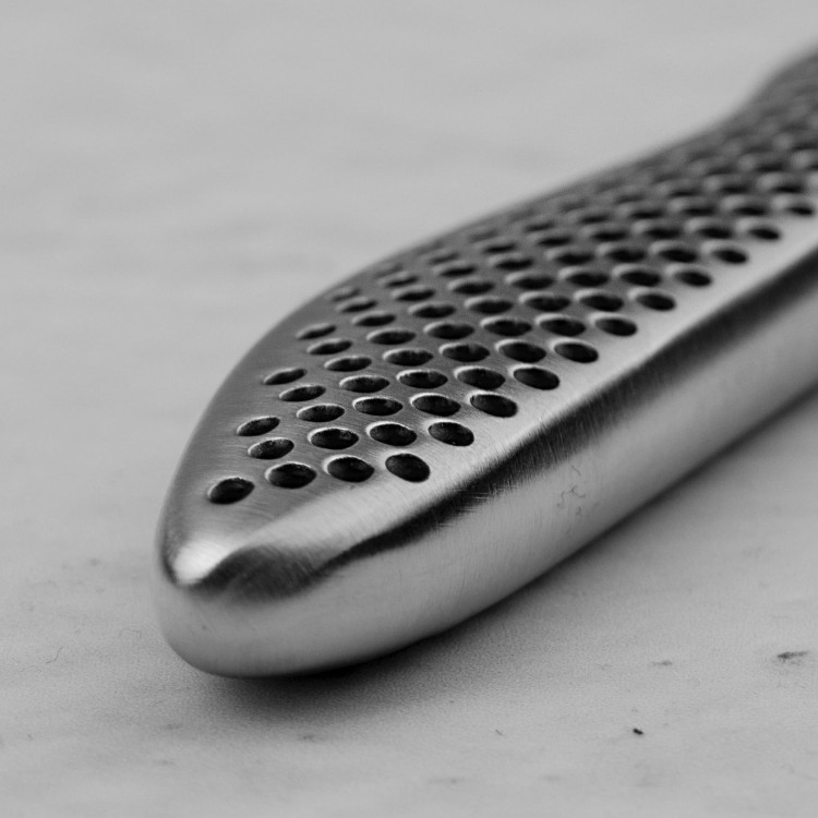 Nóż uniwersalny 11,5 cm ząbkowany | Global GS-108/SC