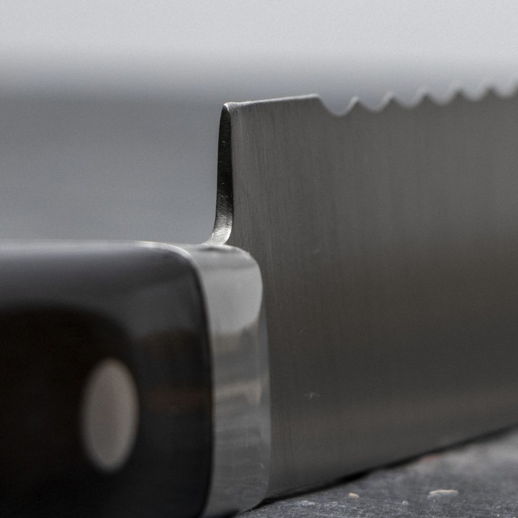 Satake Cutlery Mfg Katsu Nóż do pieczywa 20 cm