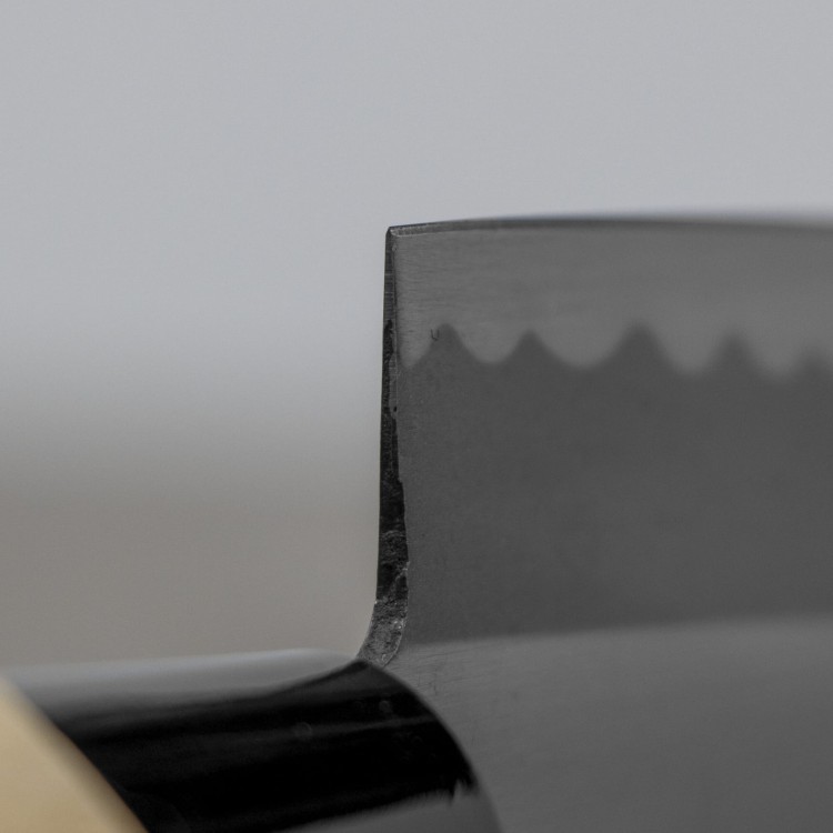 Satake Yoshimitsu Rdzewny Nóż Santoku 15cm