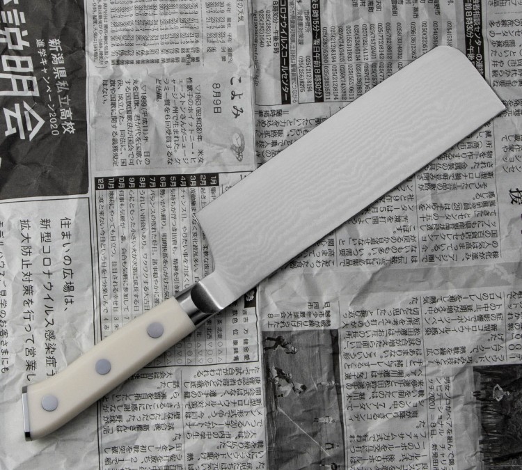 Mcusta Zanmai Classic Damascus VG-10 Corian Nóż Nakiri 18 cm