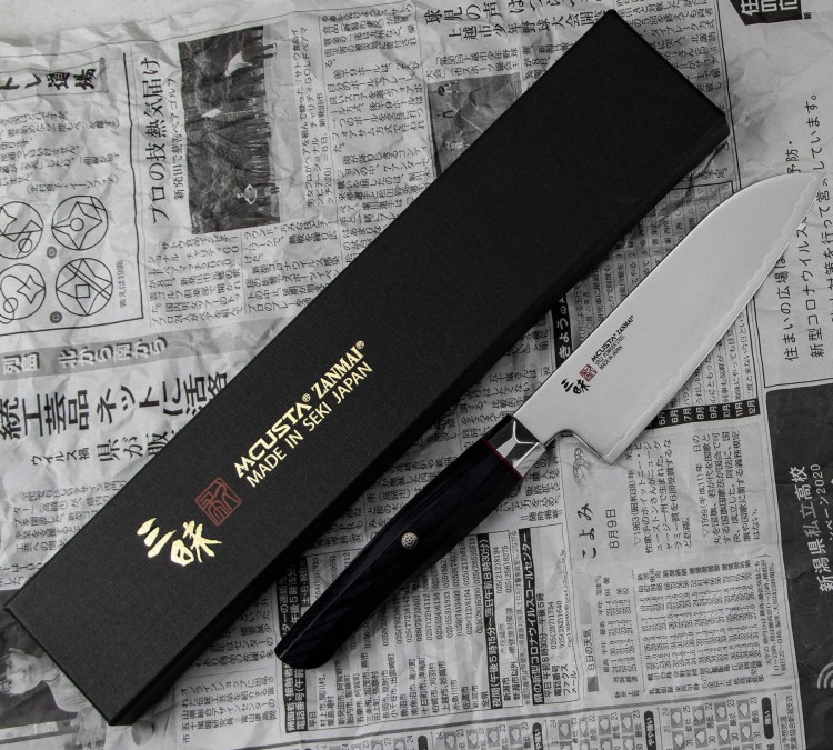 Mcusta Zanmai Revolution SPG2 Nóż Santoku 15 cm