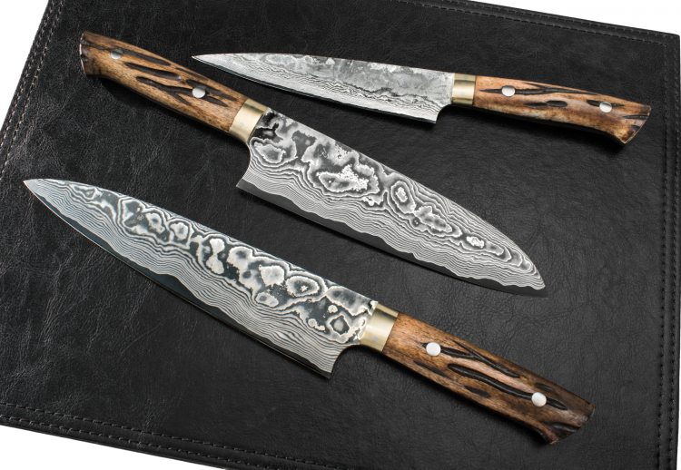 Takeshi Saji YBB ręcznie kuty nóż Santoku 18cm VG-10