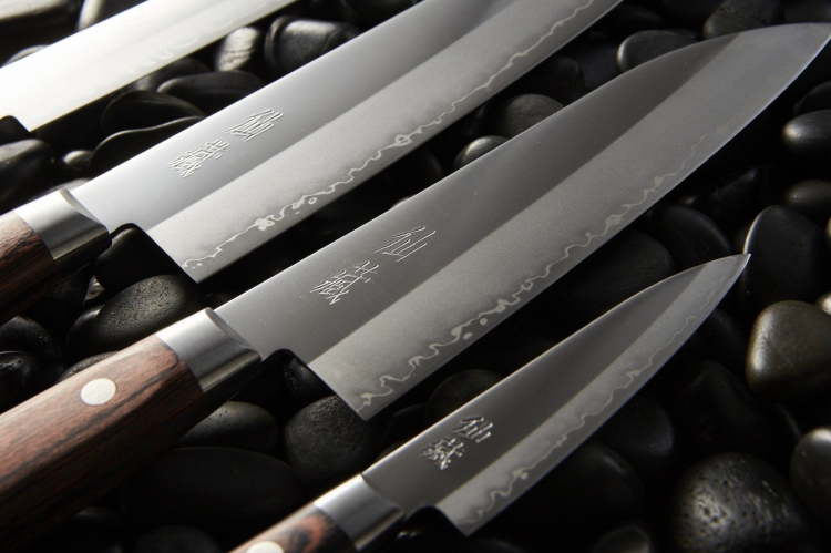 Suncraft SENZO CLAD nóż Santoku 167 mm (AS-01)