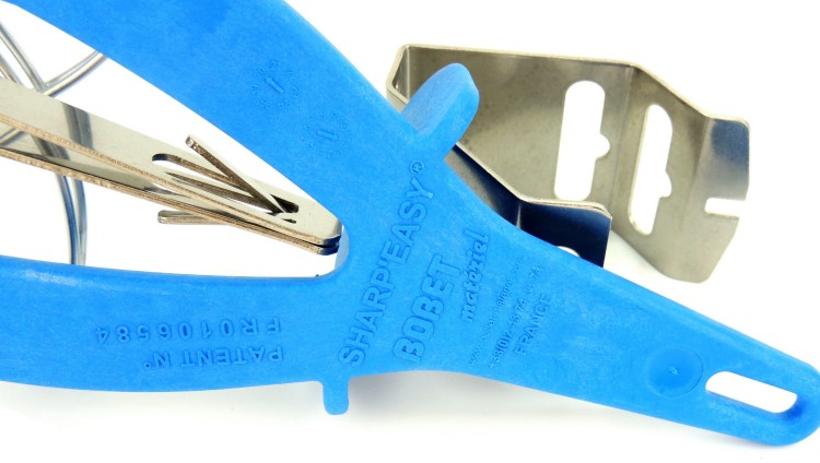 Bobet Sharp Easy 9980 ostrzałka do noży niebieska z uchwytem