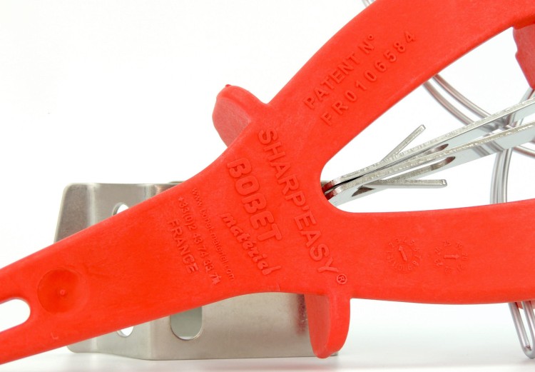 Ostrzałka do noży Bobet Sharp'Easy 9980 CZERWONA