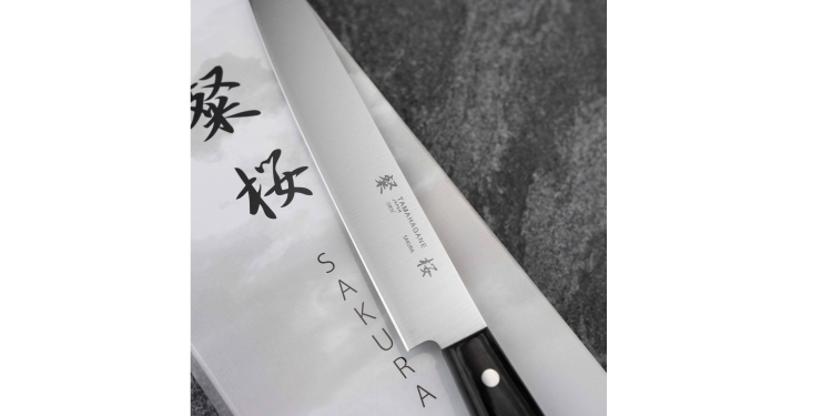 Tamahagane Sakura AUS-6A Nóż do porcjowania 18cm