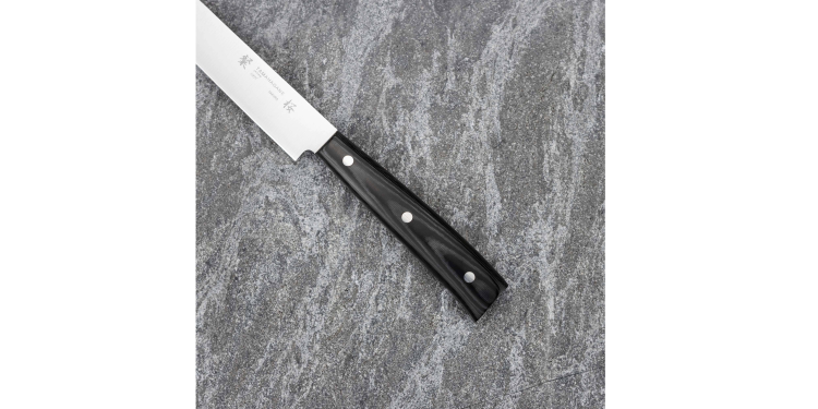 Tamahagane Sakura AUS-6A Nóż do porcjowania 18cm